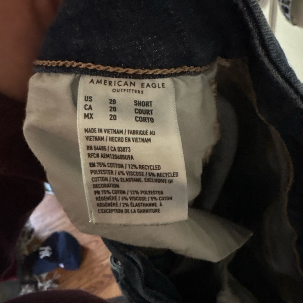 American Eagle high rise curvy skinny Jeans - Picture 3 of 4